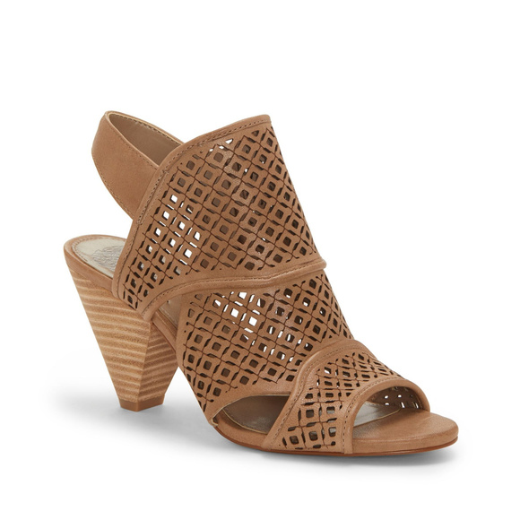 New Vince Camuto Laser Cut out Leather Sandals 8 39 8.5 39.5 - Picture 1 of 5